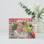 壁の後ろパーソナライズされたに閉じ込められたフォトハロウィーン ポストカード (スタンド正面)