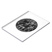 壁の集団の穴 ノートブック (左側)