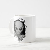 壁を突き破るエイリアン コーヒーマグカップ (正面左)