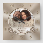壁パーソナライズされた時計の結婚贈り物、シャワーまたは スクエア壁時計 (正面)