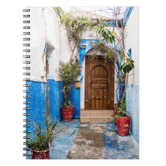 壁付近の緑葉植物 ノートブック (正面)