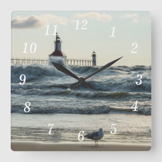 壁掛け時計の後ろの美しい スクエア壁時計 (正面)