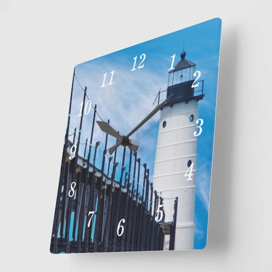 壁時計に沿って スクエア壁時計 (傾斜)