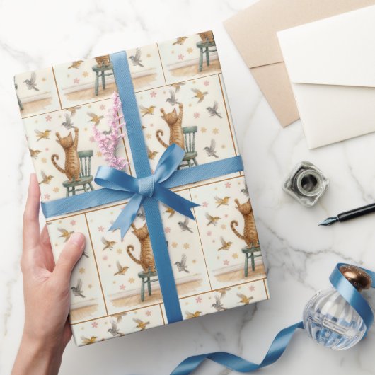 壁紙に鳥を捕まえるジンジャー猫 ラッピングペーパー (ギフト)
