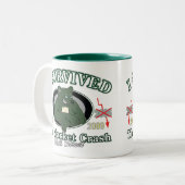 壁通り/生き延びI市場の崩壊 ツートーンマグカップ (正面左)