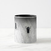 壁(スレートグレー)のBlowflies マグカップ (中央)