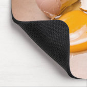 壊れた卵 マウスパッド (コーナー)