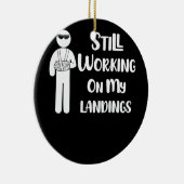 壊れた腕の子供たちが着陸に取り組む セラミックオーナメント (右)