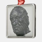 壊れた鼻を持つ人、1865年 メタルオーナメント (左)