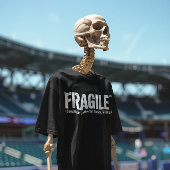 壊れやすい私は娘を落とした/ダークユーモアのエプト Tシャツ