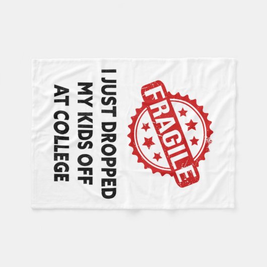 壊れやすい私は私の子供を大学の母で降ろしたばかりだ フリースブランケット (正面(横))