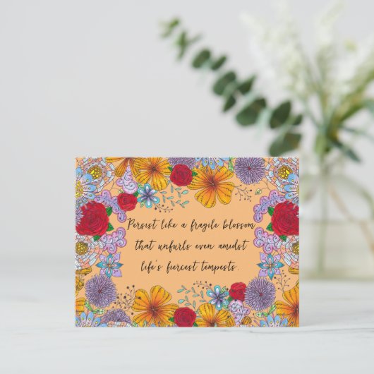 壊れやすい花の引用文のように持続すやる気を起こさせるる ポストカード (スタンド正面)