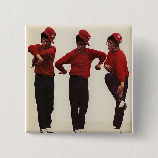 壊れ目 缶バッジ (正面)