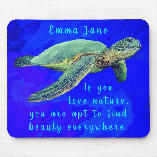 壮大なウミガメと自然引用文と名前 マウスパッド (正面)