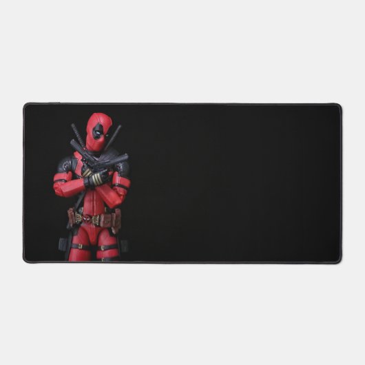 壮大なスーパーヒーロー玩具写真ゲーム デスクマット (正面)