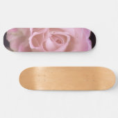 壮大なピンクのバラ スケートボード (横)