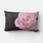 壮大なピンクのバラ ランバークッション (裏面)