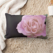 壮大なピンクのバラ ランバークッション (ブランケット)