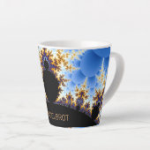 壮大なマンデルブロットフラクタル カフェラテマグ (右アングル)