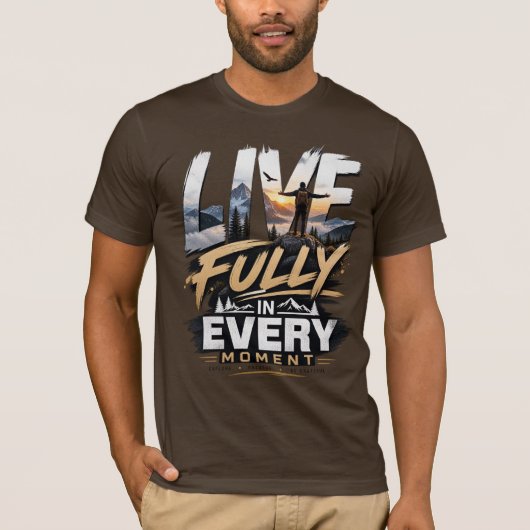 壮大な山の冒険Tシャツ Live Fully Tシャツ (正面)