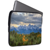 壮大なTetons ラップトップスリーブ (正面右)