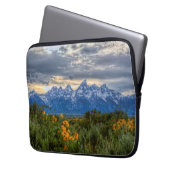 壮大なTetons ラップトップスリーブ (正面左)