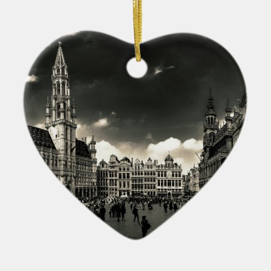 壮大場所、ブリュッセル、ベルギー セラミックオーナメント (正面)
