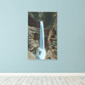 壮観な洞窟カスケードのビュー キャンバスプリント (インサイチュ (ウッドフロア))