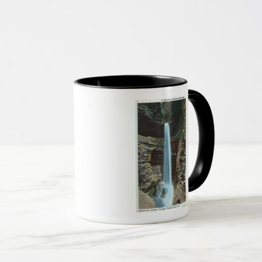 壮観な洞窟カスケードのビュー マグカップ (正面右)