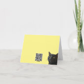 変わった表情の黒猫のカットアウト カード (裏面)