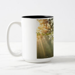 "変化を求めインスパイアる変革" ツートーンマグカップ