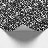 変化グランジ年齢誕生日タイポグラフィ ラッピングペーパー (角)