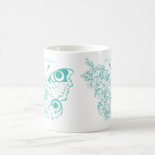 変容を受け入れる蝶 コーヒーマグカップ (中央)