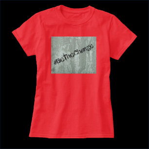 変感動的更落落書きである Tシャツ