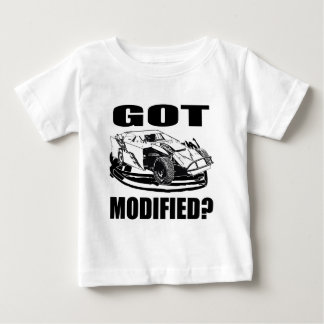 変更される得ますか。 土によって変更される競争 ベビーTシャツ