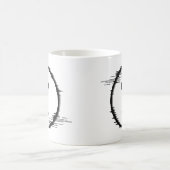 変更イニシャル名前の歪んだ円Q R S T コーヒーマグカップ (中央)