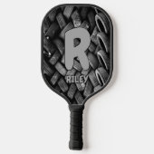 変更イニシャル、名前の追加、古い自動車タイヤ ピックルボールラケット (裏面)