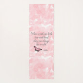 変更ザワールドブッダ引用文 ヨガマット (裏面)