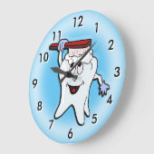 変更可能な背景色を有する歯科用時計 ラージ壁時計 (傾斜)