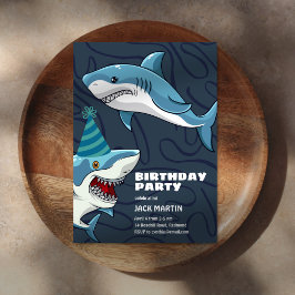 変装したサメをテーマにした誕生日招待状 招待状