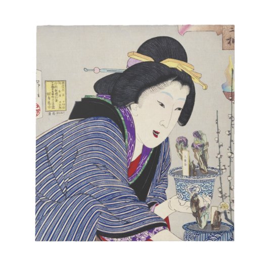 変身を望むかのような表情:容姿 ノートパッド (正面)