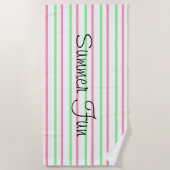 夏おもしろいピンクグリーンホワイトストライプズ ビーチタオル (正面)