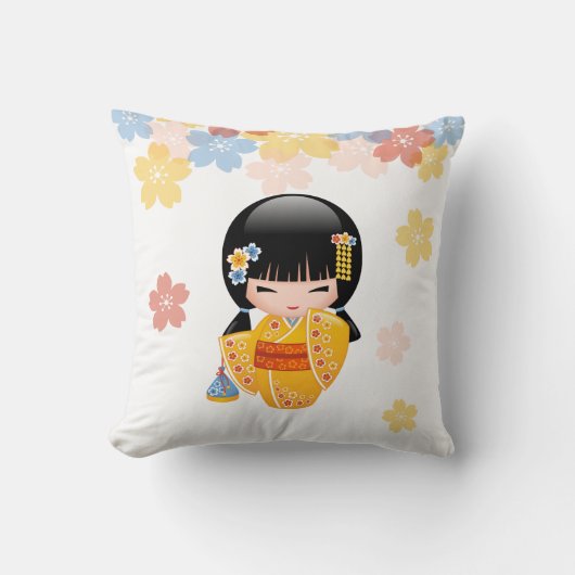 夏こけし人形 – 黄色い着物芸者ガール クッション (正面)