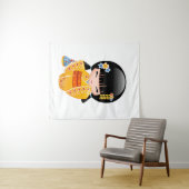 夏こけし人形 – 黄色い着物芸者ガール タペストリー (インサイチュ(横))