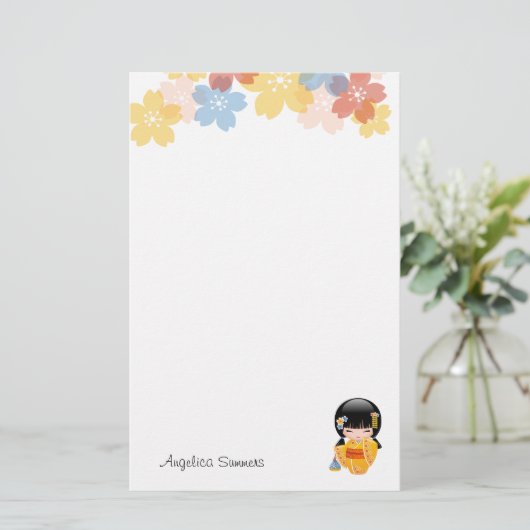 夏こけし人形 – 黄色い着物芸者ガール 便箋 (スタンド正面)
