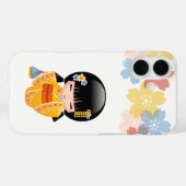 夏こけし人形 – 黄色い着物芸者ガール Case-Mate iPhoneケース (裏面 (横))