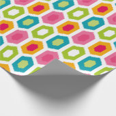 夏のおもしろいのカラフルでモダンなイカットの種族パターン ラッピングペーパー (角)