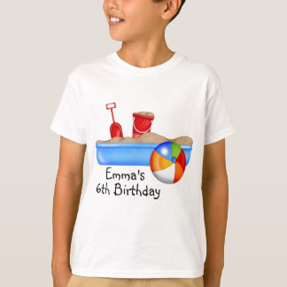 夏のおもしろいの砂箱のビーチボール Tシャツ