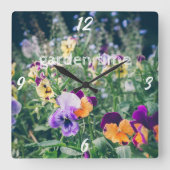 夏のカラフル田舎庭のパンジー スクエア壁時計 (正面)
