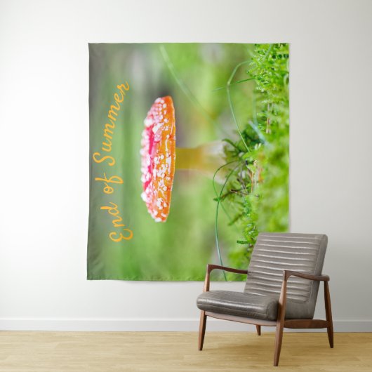 夏のキノコの写真の最後の秋赤と緑 タペストリー (インサイチュ)